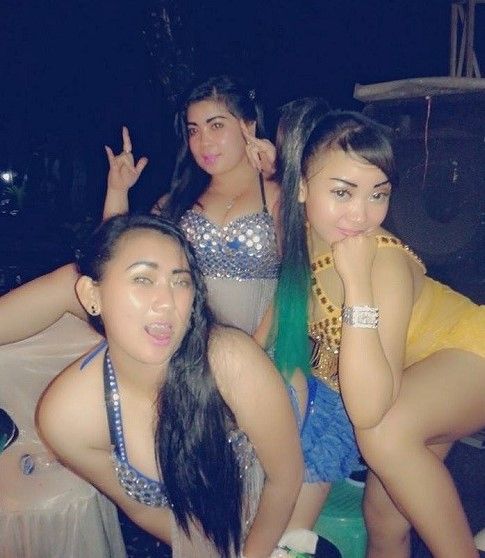 dangdut pamer memek