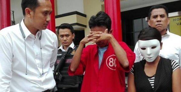 bercinta dengan istri tetangga