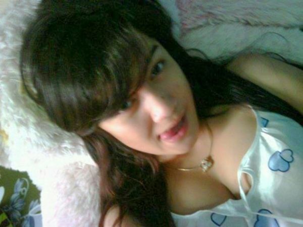 cewek manado