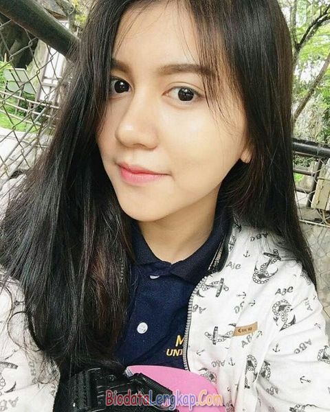cewek cantik indonesia bali