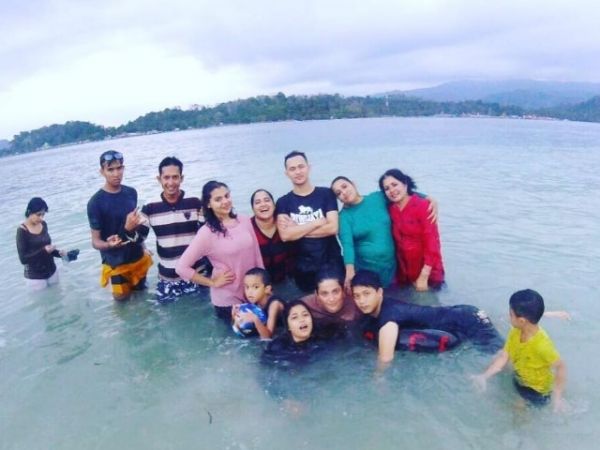 lampung pesisir pantai barat