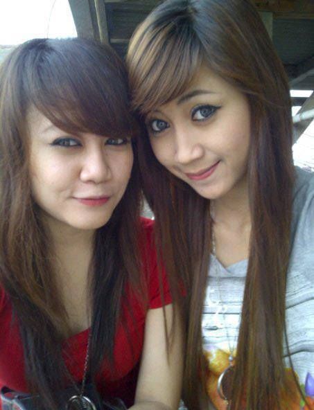 ayu azhari bugil