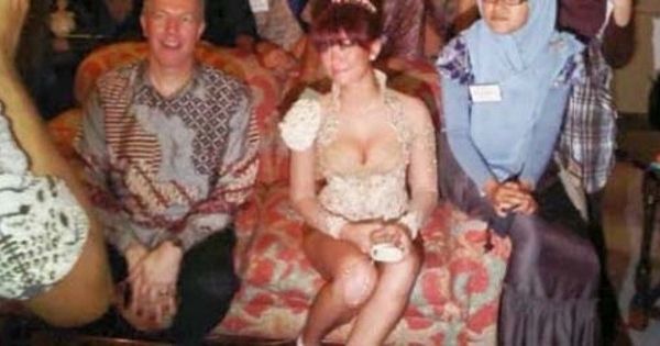 memek tembem