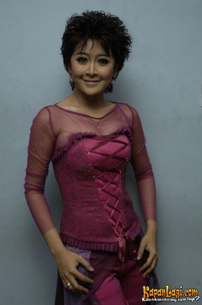 foto uut permatasari hot