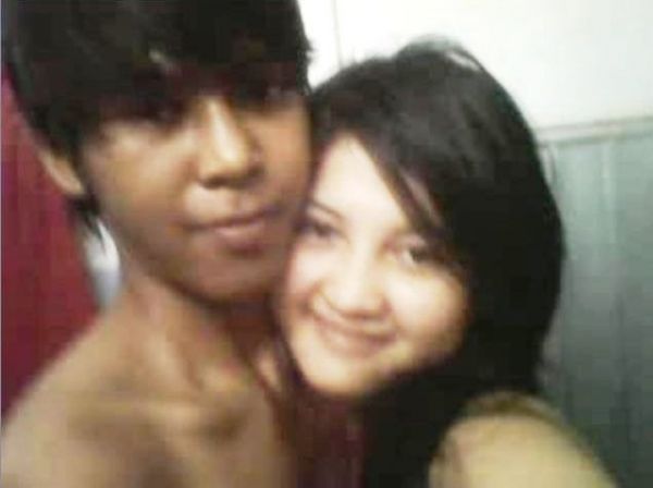 abg narsis bugil