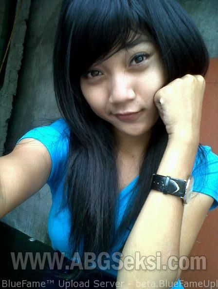 cewek tidur telanjang