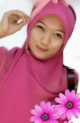 cewek jilbab bugil nyepong