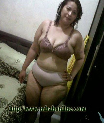 stw telanjang