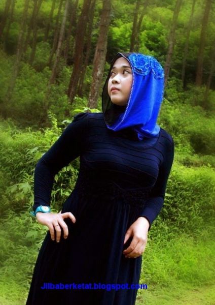 pakai baju ketat