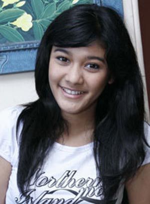 biodata naysilla mirdad