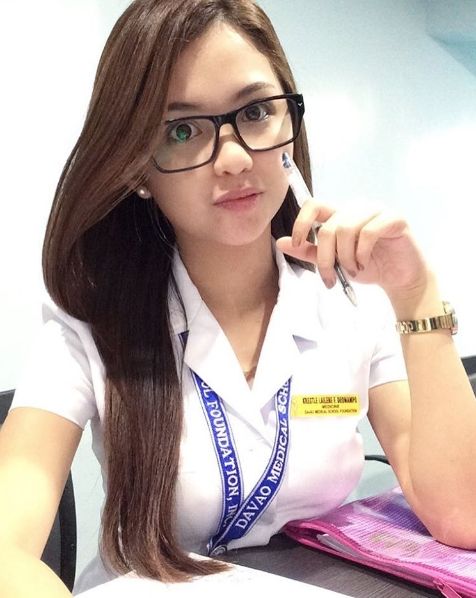 artis cantik ngentot