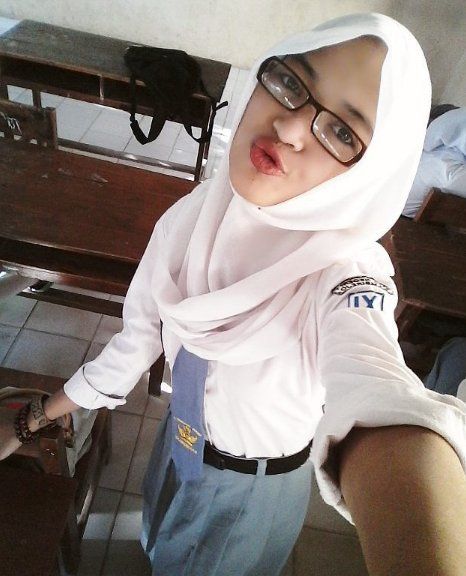 cewek bugil