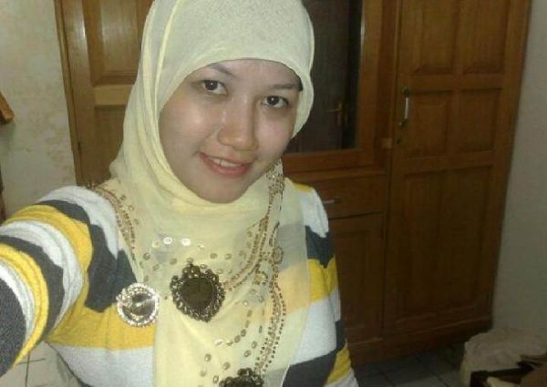 ngentot memek jilbab