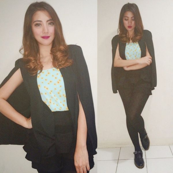 ber jilbab cewek mulus manis
