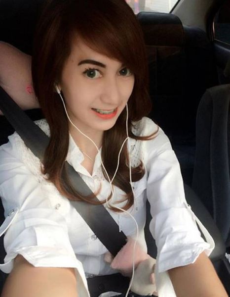 artis melayu baju ketat