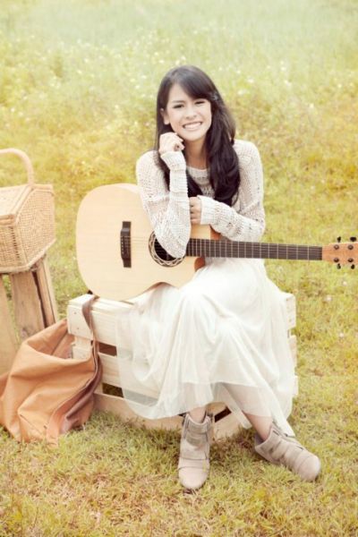 perahu kertas maudy ayunda