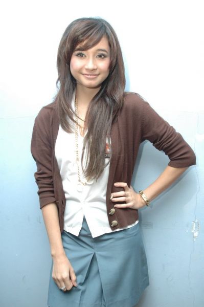 pernikahan laudya cynthia bella