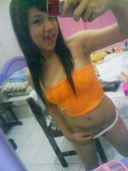 baju ketat spg