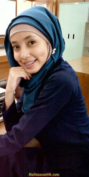 cewek mandi