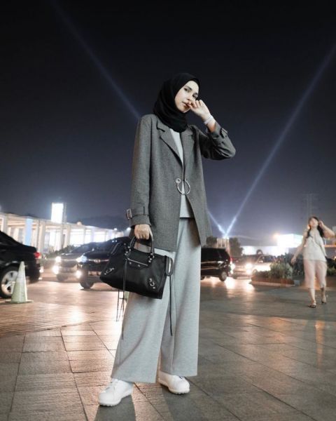 celana ketat wanita