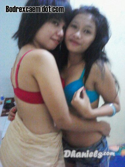 gadis seragam smp