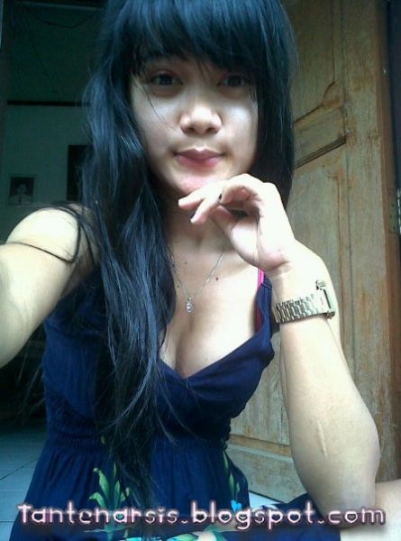 perempuan bahenol