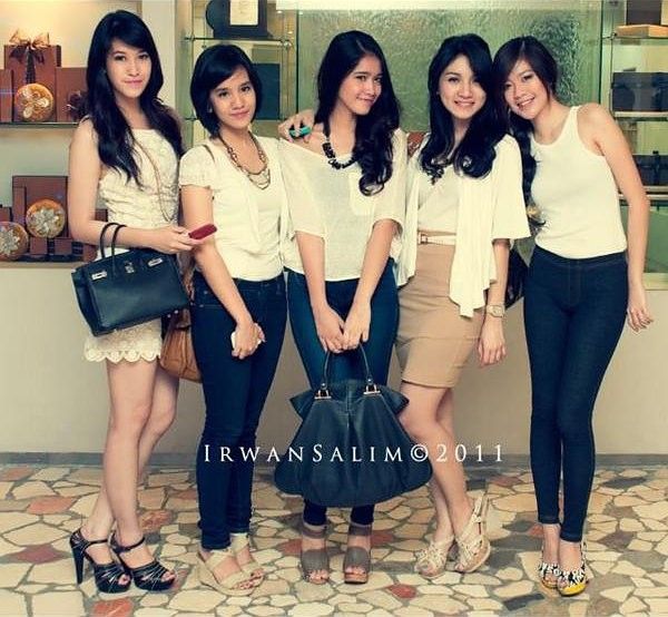 hot korean girl band