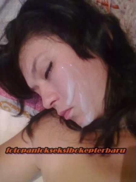 crot di mulut tube