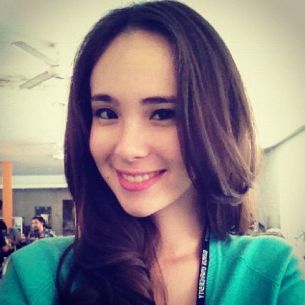 bokong syahrini