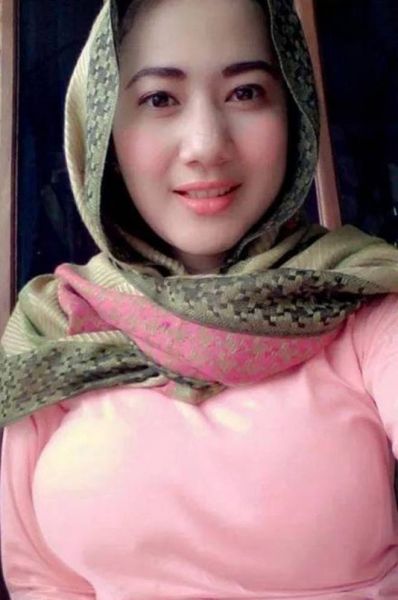cewek telanjang bulat