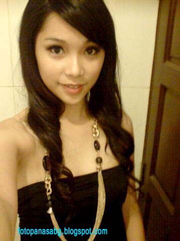 dewi telanjang bulat