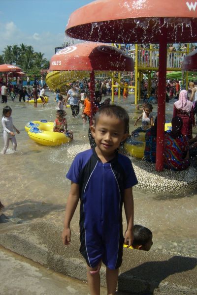 gadis bugil