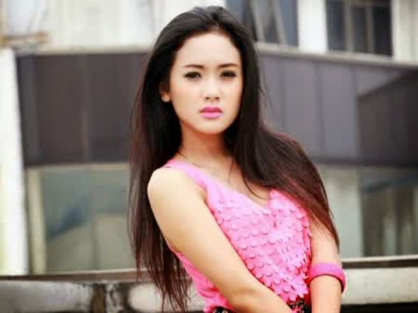 artis bugil indonesia