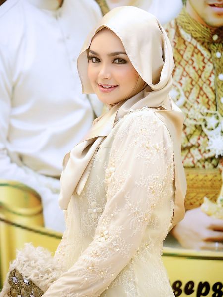 gambar wanita sedang telanjang kusuk