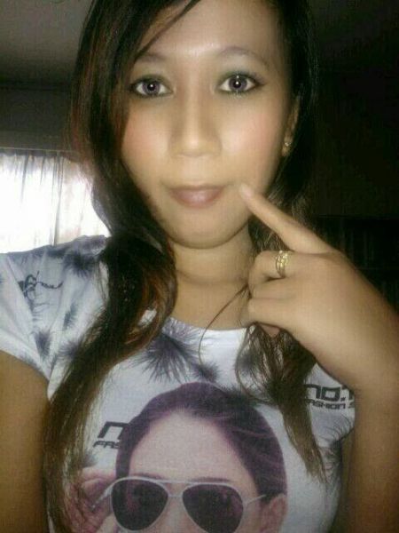 istri muda