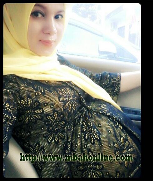 memek ibu muda