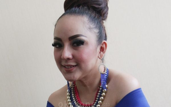 gambar istri selingkuh