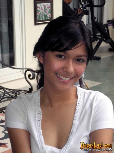 naysila mirdad