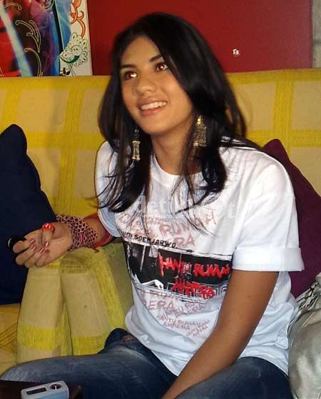 mahasiswi bugil