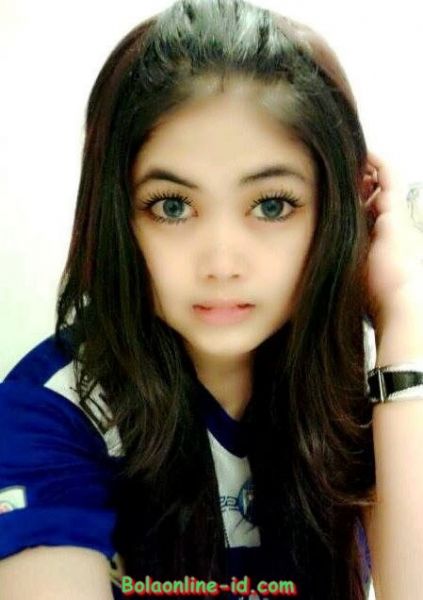 kontol masuk memek cewek bugil