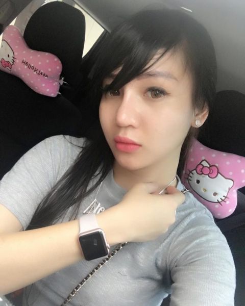 ibu muda cantik