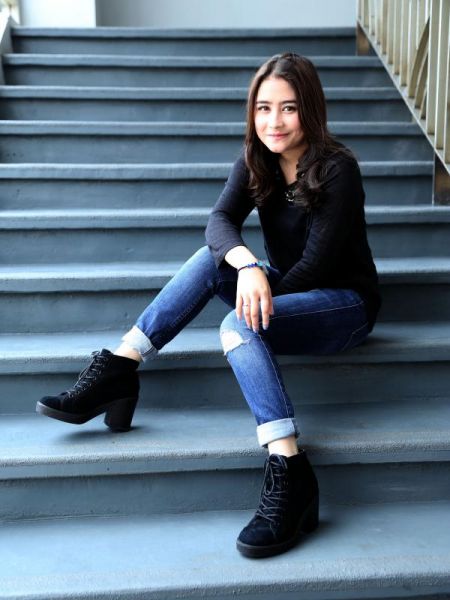 pacar prilly latuconsina