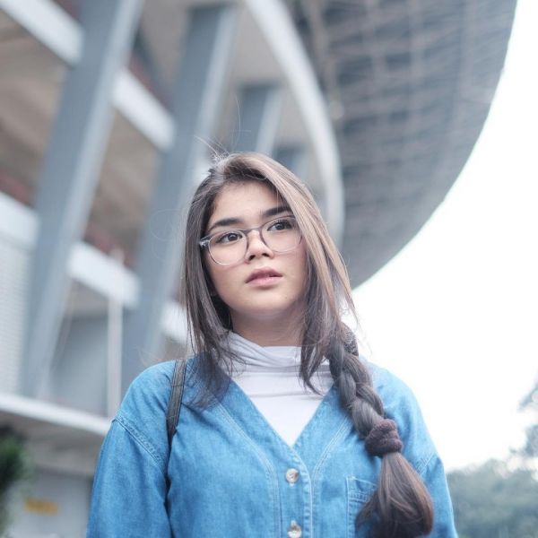 rambut emo