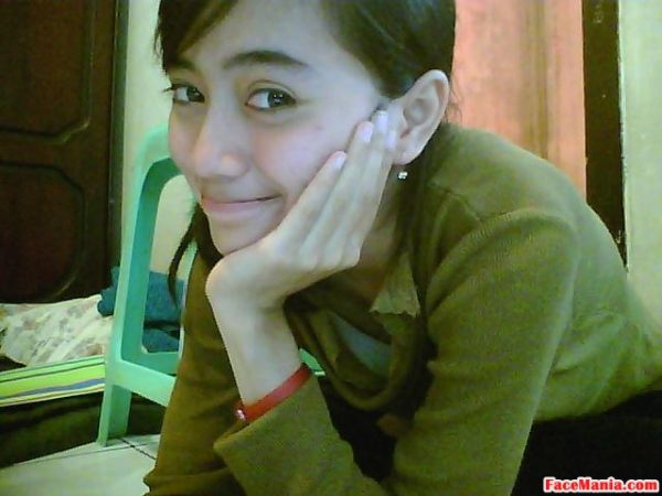 ngintip pembantu