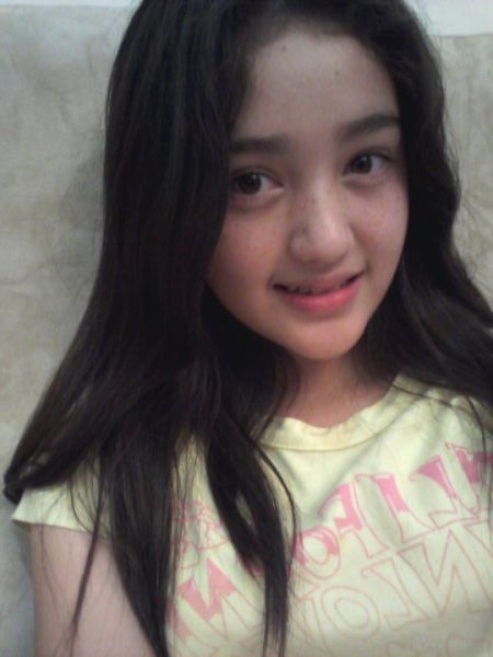 cewek smp bugil pamer memek