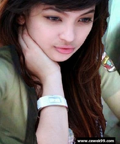 wanita muslimah cantik