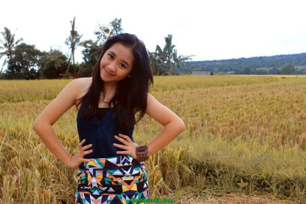 celana dalam transparan