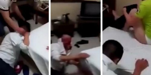 istri selingkuh di kamar mandi