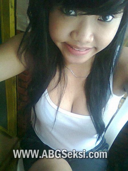 artis bugil