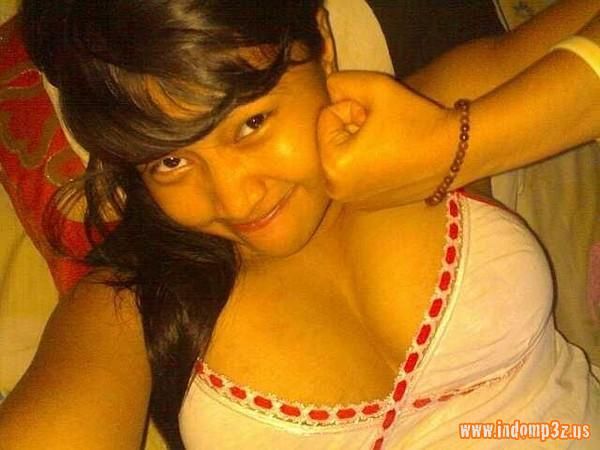 toket gadis abg mahasiswi